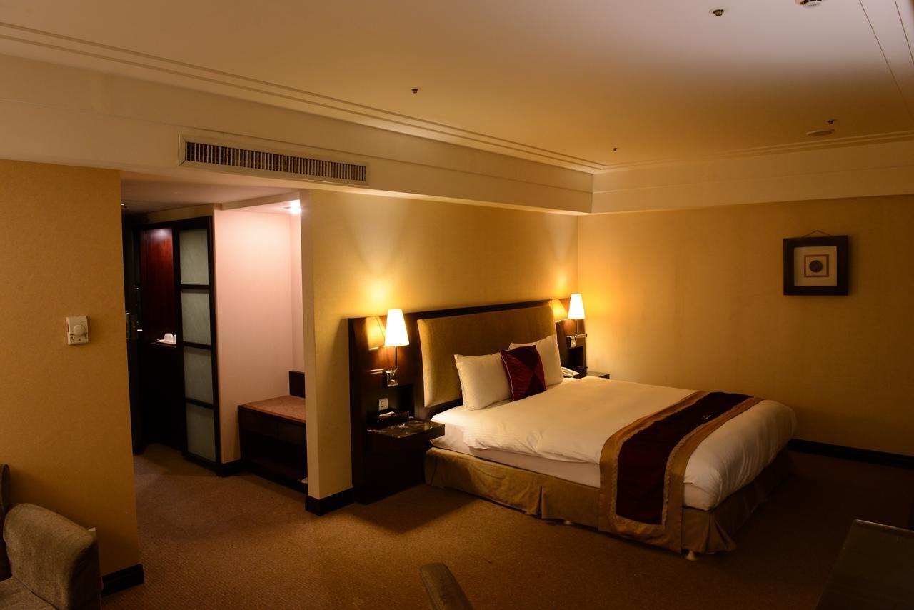 Nisus Hotel Taipei Eksteriør bilde